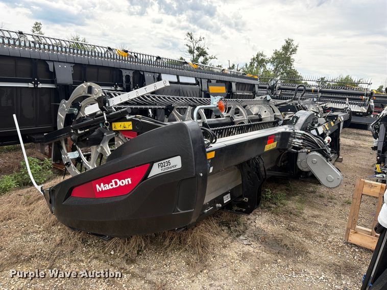 2023 MacDon FD235 Flex Draper Head - photo 3