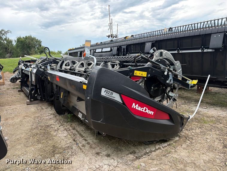 2023 MacDon FD235 Flex Draper Head - photo 4