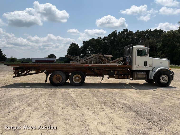 1998 Peterbilt 357 Rollback Truck - photo 4