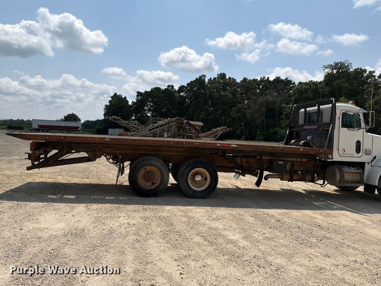 1998 Peterbilt 357 Rollback Truck - photo 5