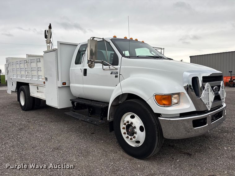 2015 Ford F650 Super Duty Ext. Cab Flatbed Truck - photo 3