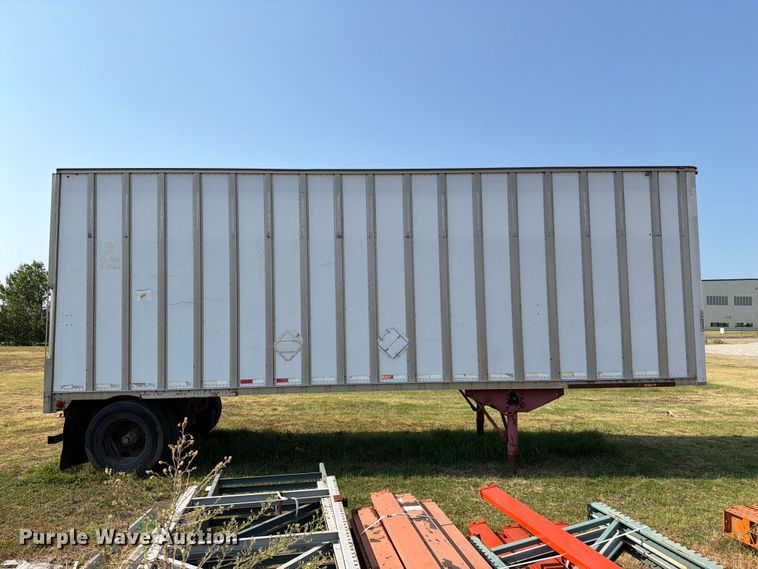 1997 Road Systems CF28102 Dry Van Trailer - photo 4