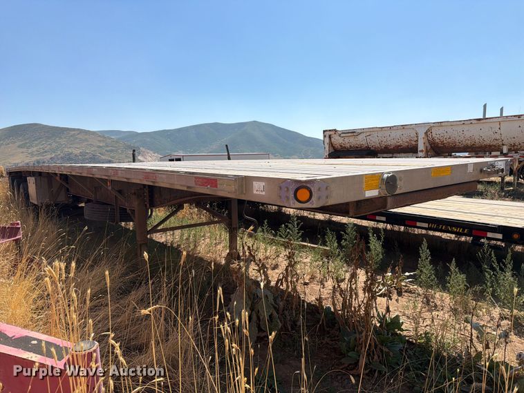 2000 Utility Trailer Manufacturer Flatbed Trailer - photo 3