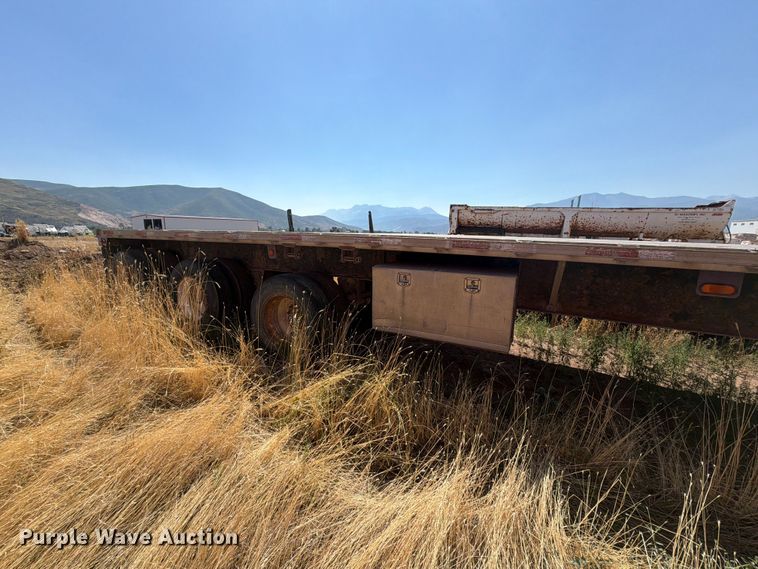 2000 Utility Trailer Manufacturer Flatbed Trailer - photo 5
