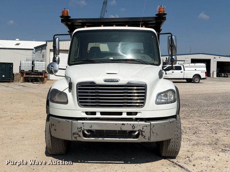 2012 Freightliner Business Class M2 106 Rollback Truck - photo 2