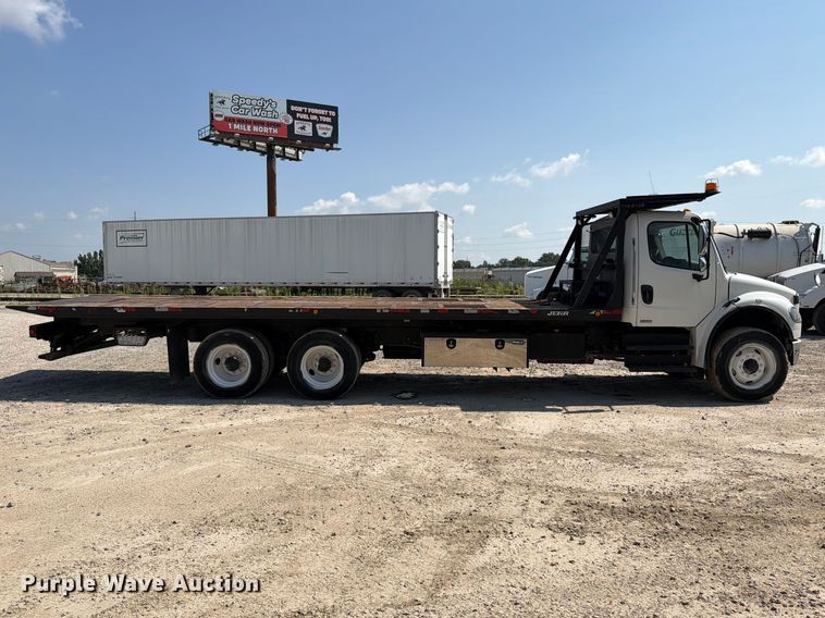 2012 Freightliner Business Class M2 106 Rollback Truck - photo 4