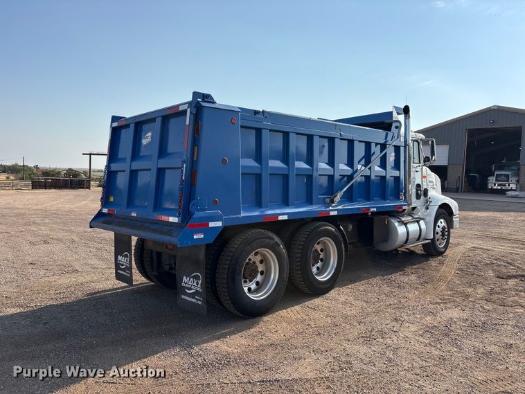 1999 International 9100 Dump Truck - photo 5