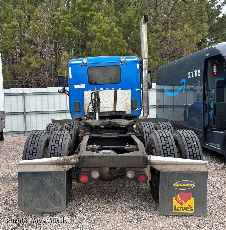 2019 Peterbilt 567 Semi Truck - photo 5