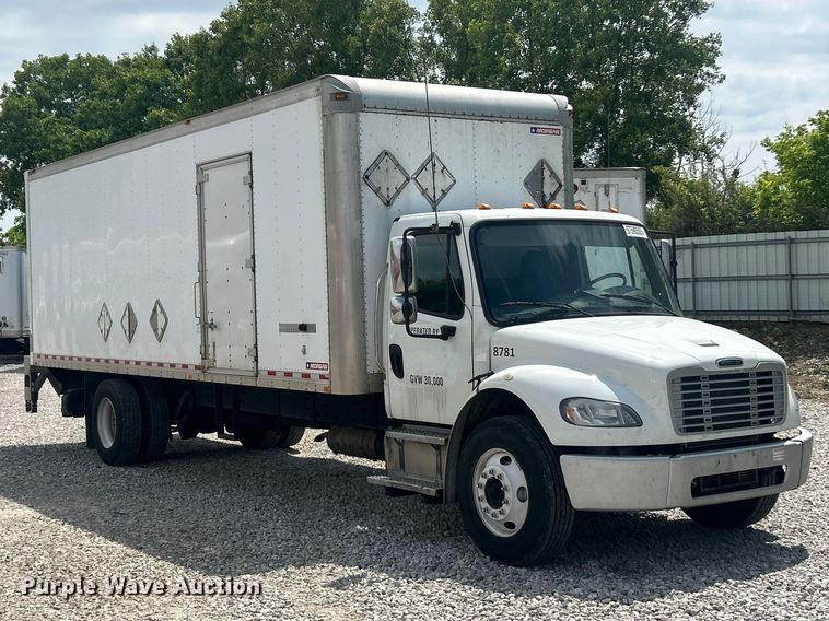 2017 Freightliner Business Class M2 Box Truck - photo 3