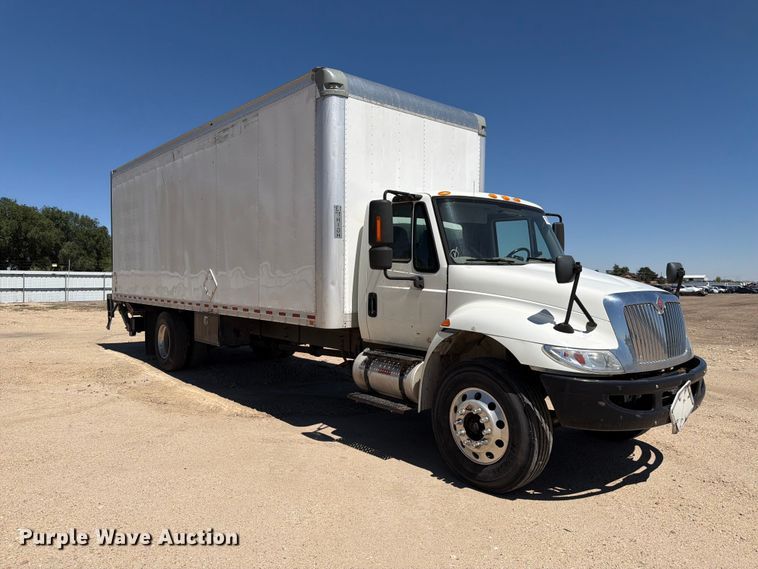 2019 International MA025 Box Truck - photo 3