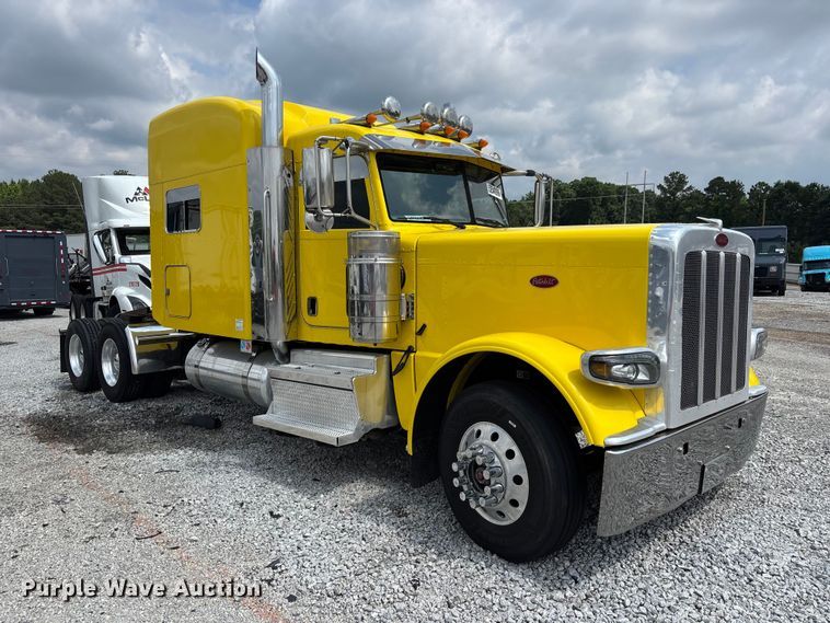 2018 Peterbilt 389 Semi Truck - photo 3
