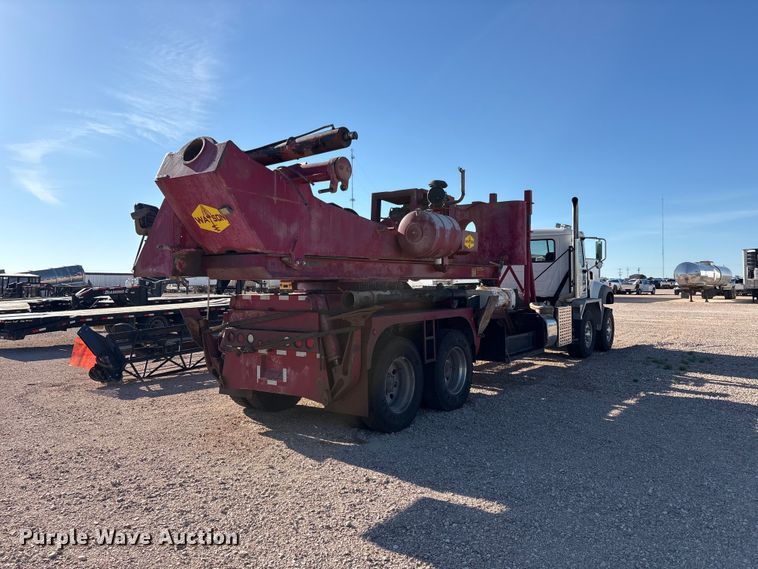 2013 Mack GU713 Drilling Rig Truck - photo 5