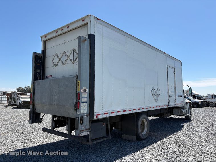 2020 International MV607 Box Truck - photo 5