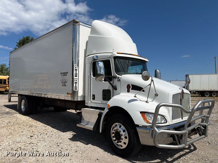 2021 Kenworth T3 Series Box Truck - photo 3
