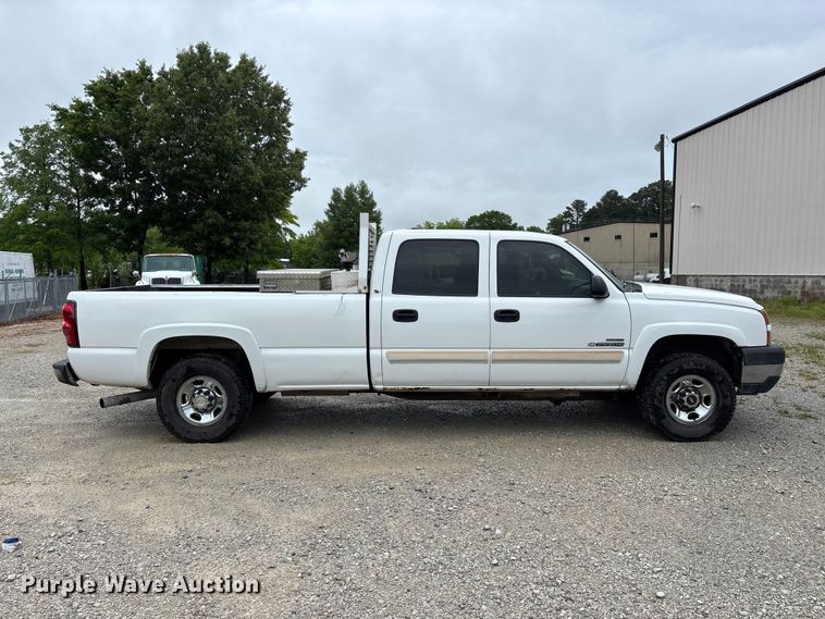 2007 Chevrolet Silverado 2500HD Crew Cab Pickup Truck - photo 4