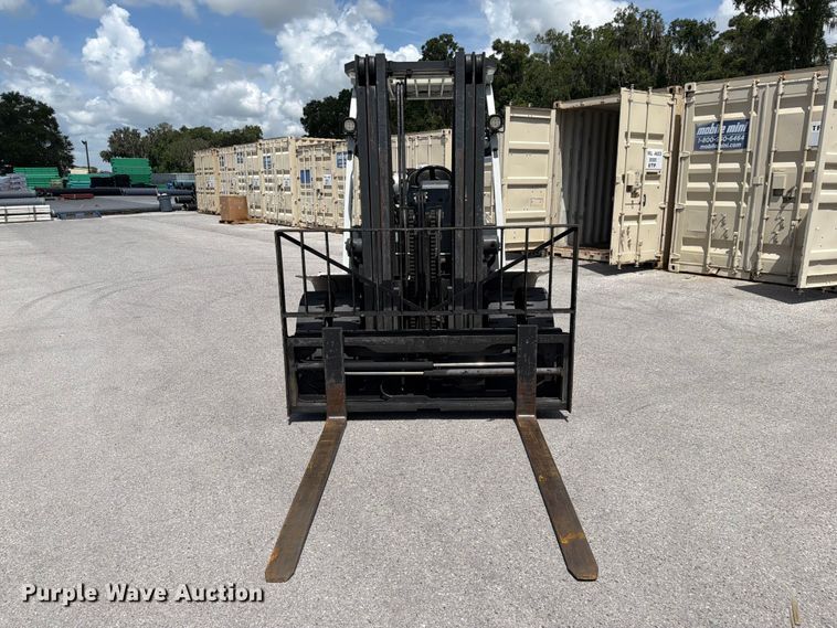 2016 UniCarriers PF80YLP Forklift - photo 2