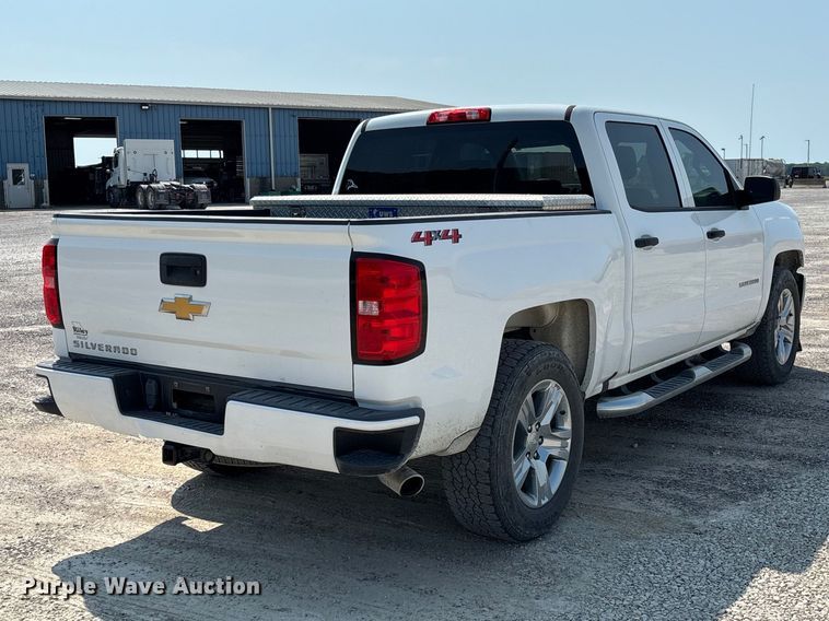 2018 Chevrolet Silverado 1500 Crew Cab Pickup Truck - photo 5