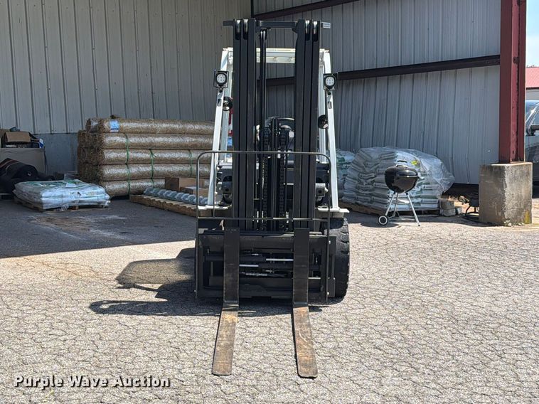 2018 UniCarriers PF70 Forklift - photo 2