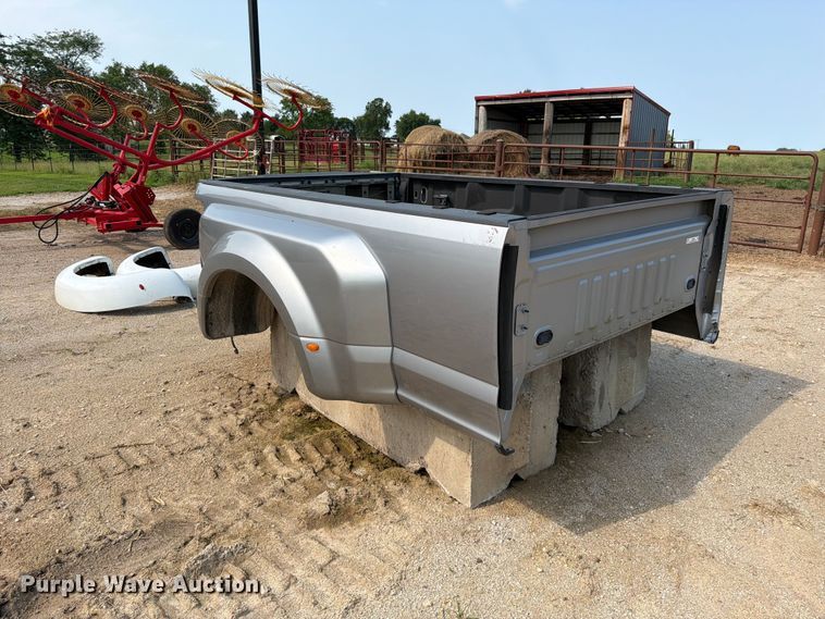 Ford Pickup Truck Bed - photo 3