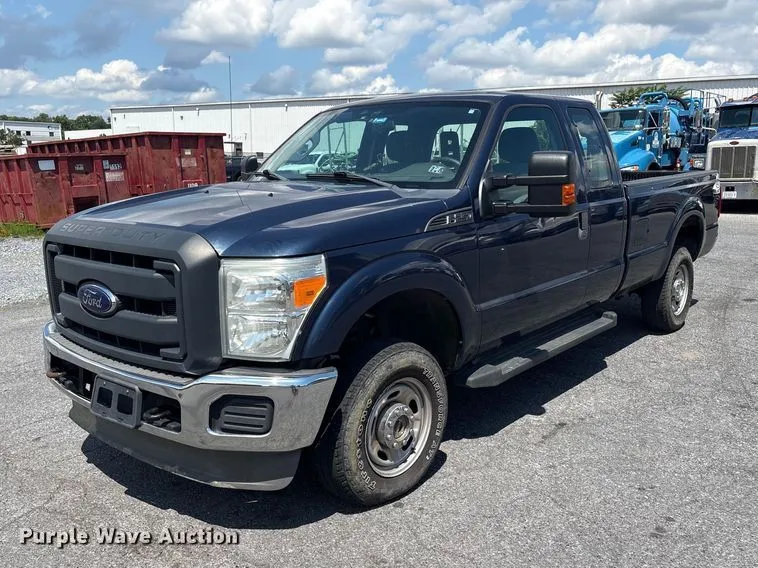 2014 Ford F250 Super Duty Ext. Cab Pickup Truck