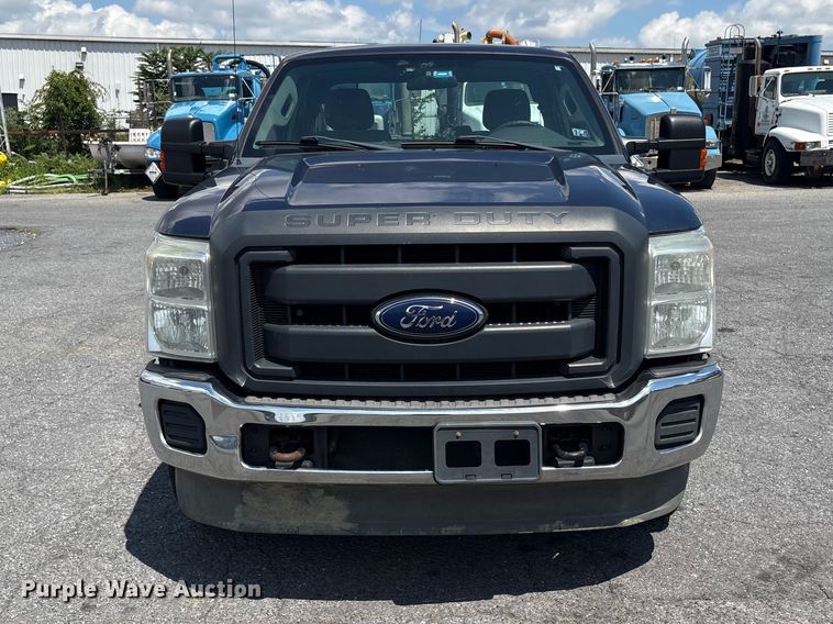 2014 Ford F250 Super Duty Ext. Cab Pickup Truck - photo 2