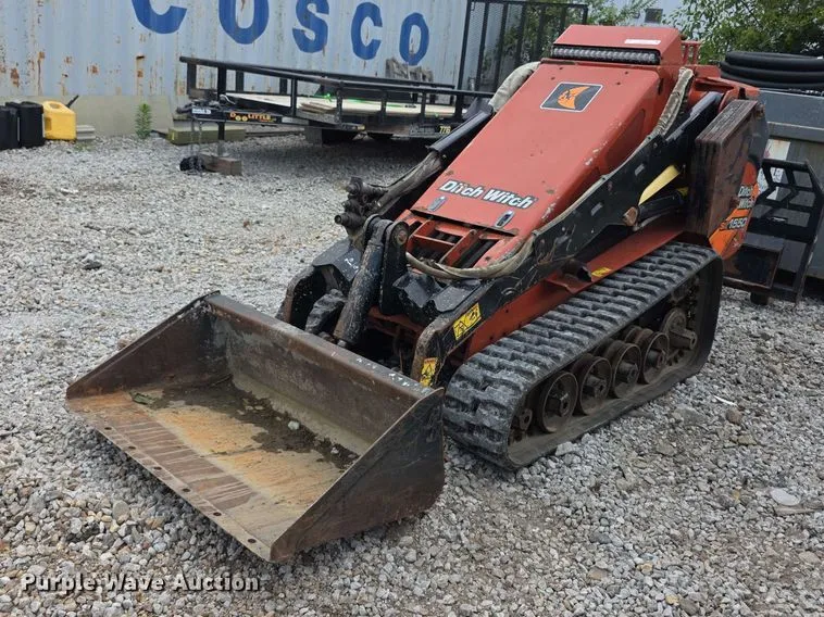 2018 Ditch Witch SK1550 Compact Utility Loader