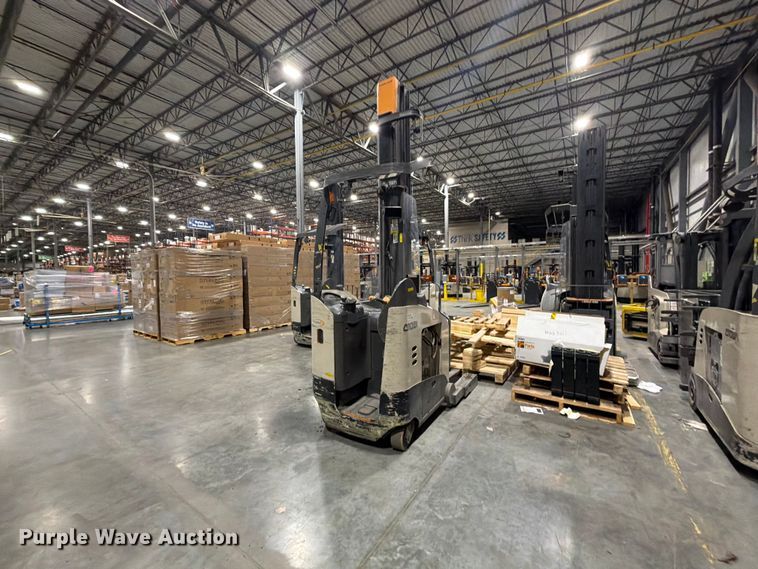 2019 Crown RM6025-45 Reach Truck - photo 5