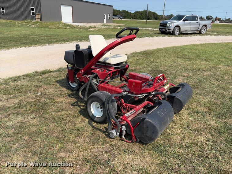 Toro Greensmaster 3050 Reel Mower - photo 3
