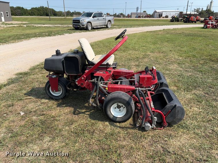 Toro Greensmaster 3050 Reel Mower - photo 4