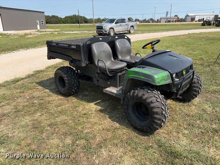 2015 John Deere Gator Utility Vehicle - photo 3