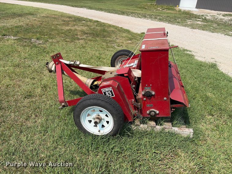 Olathe 83 / 93 Aerator / Seeder - photo 4