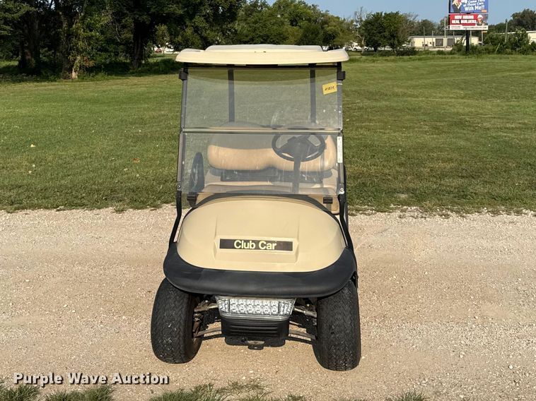 2008 Club Car Precedent Golf Cart - photo 2