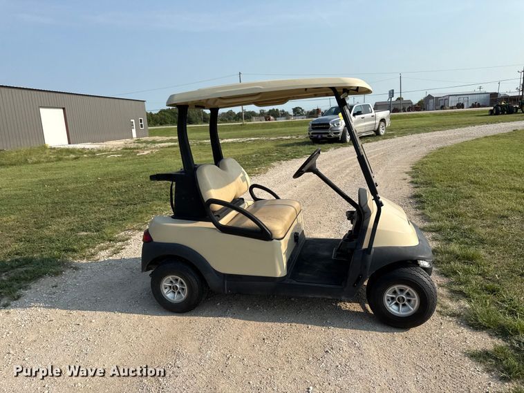 2008 Club Car Precedent Golf Cart - photo 4