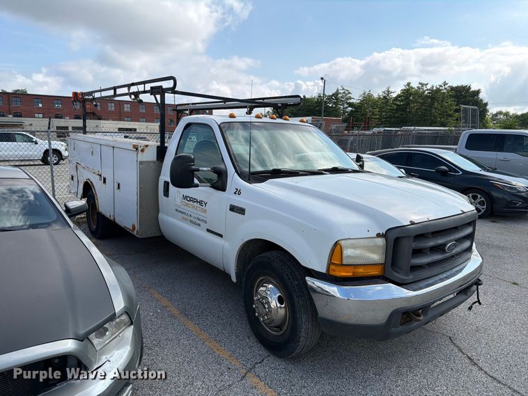 2000 Ford F350 Super Duty Utility Bed Pickup Truck - photo 3