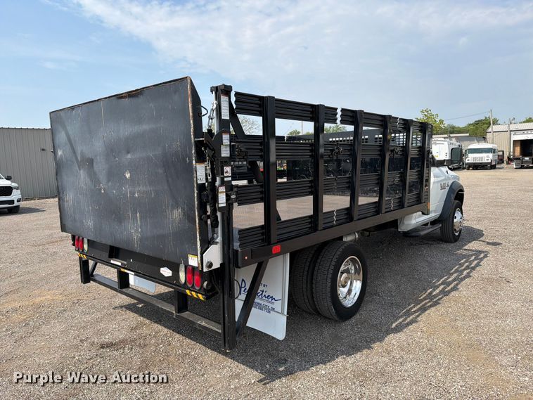2018 RAM 5500 Flatbed Truck - photo 5