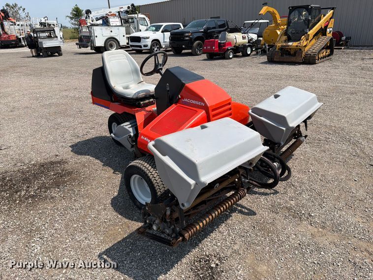 1999 Jacobsen Tri-King 1800G Reel Mower - photo 3