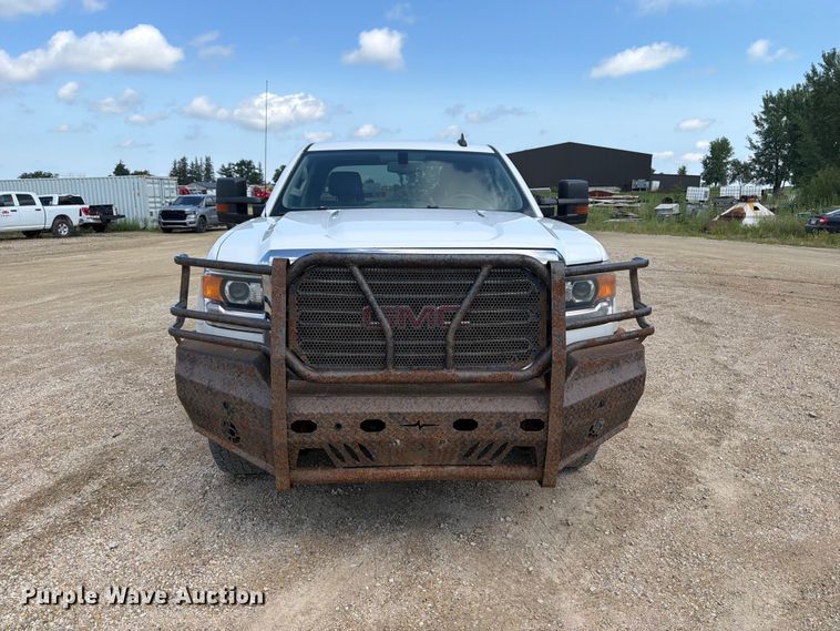 2016 GMC Sierra 3500HD Ext. Cab Pickup Truck - photo 2