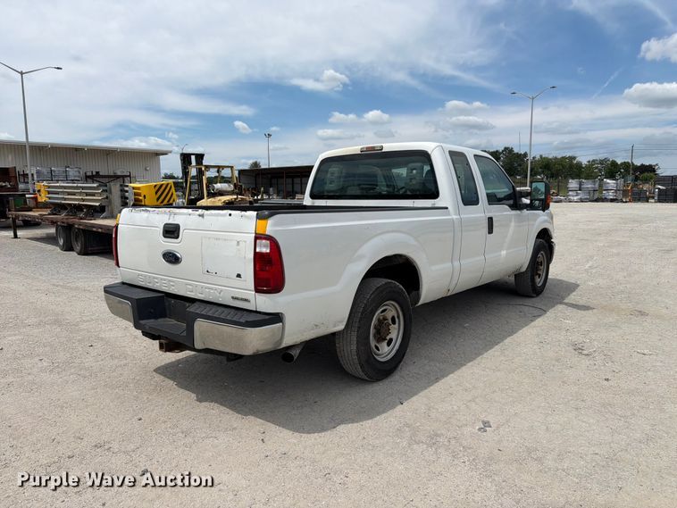 2013 Ford F250 Super Duty Ext. Cab Pickup Truck - photo 5