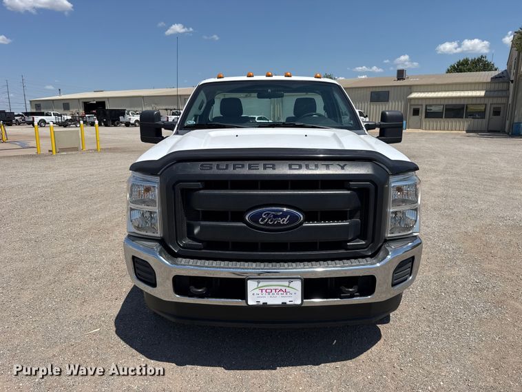2012 Ford F250 Super Duty Truck - photo 2