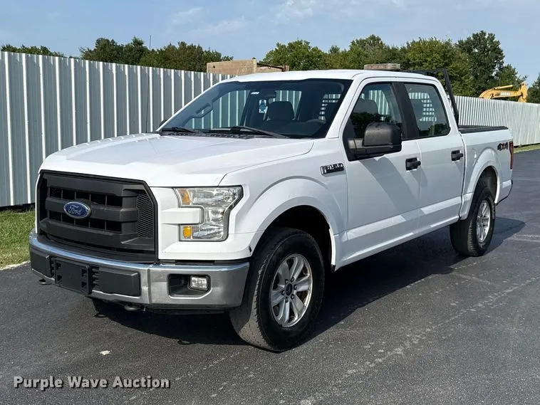 2015 Ford F150 Crew Cab Pickup Truck