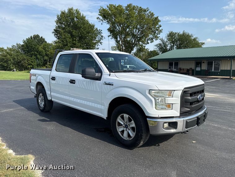 2015 Ford F150 Crew Cab Pickup Truck - photo 3