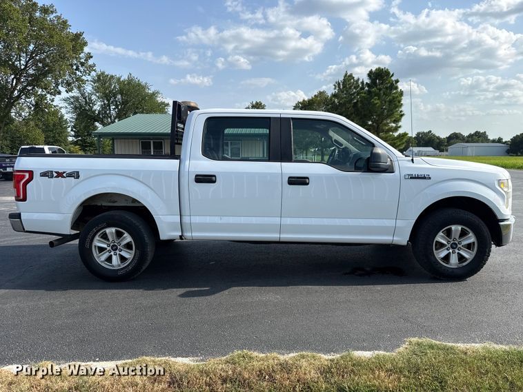 2015 Ford F150 Crew Cab Pickup Truck - photo 4