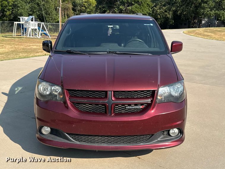2017 Dodge Grand Caravan Van - photo 2
