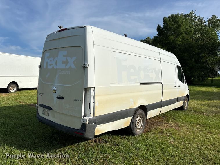 2019 Freightliner  Sprinter 2500 Van - photo 5