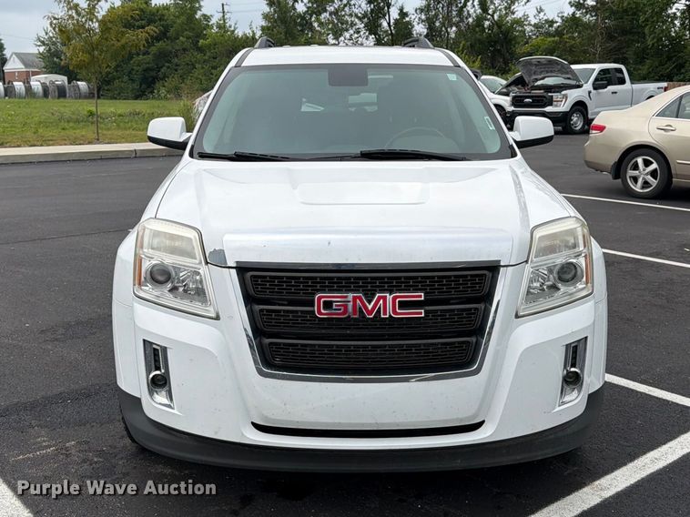 2015 GMC Terrain SUV - photo 2