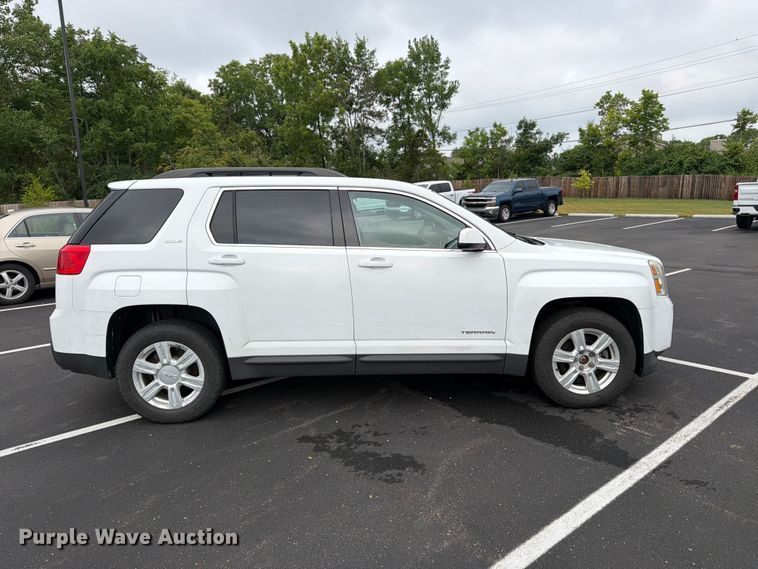 2015 GMC Terrain SUV - photo 4