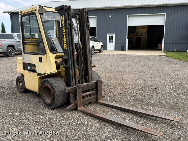 Hyster H50XL Forklift - photo 3