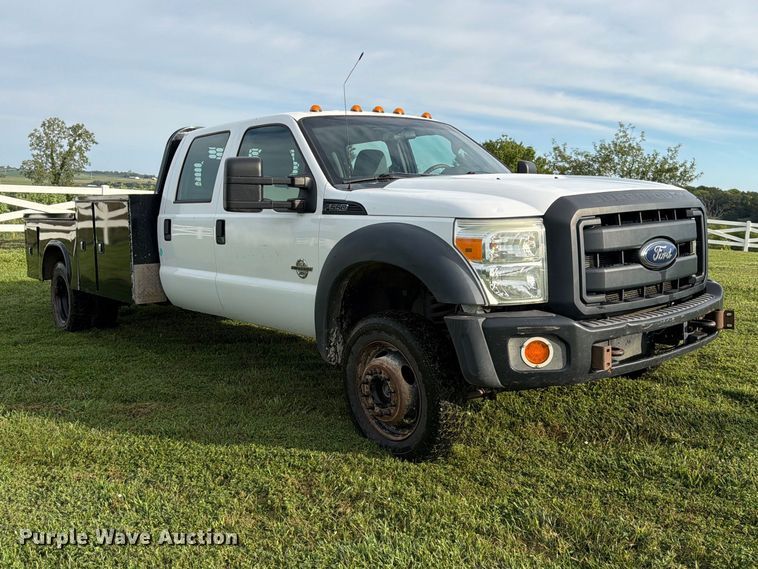 2013 Ford F550 Super Duty Crew Cab Flatbed Truck - photo 3