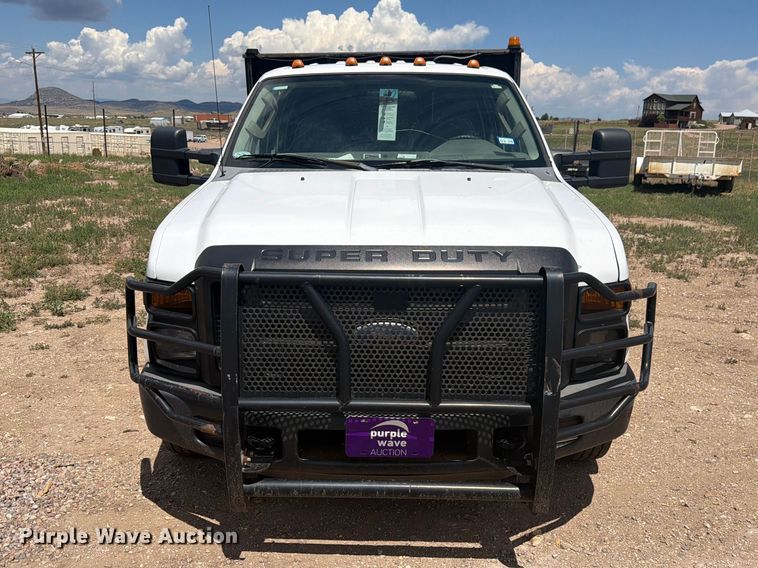 2008 Ford F350 Super Duty Crew Cab Dump Flatbed Pickup Truck - photo 2