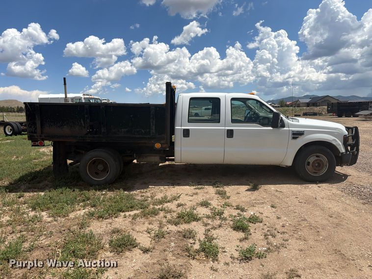 2008 Ford F350 Super Duty Crew Cab Dump Flatbed Pickup Truck - photo 4